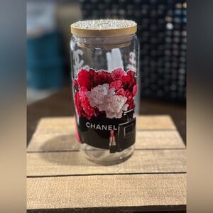 CHANEL Red and White Elegant cup